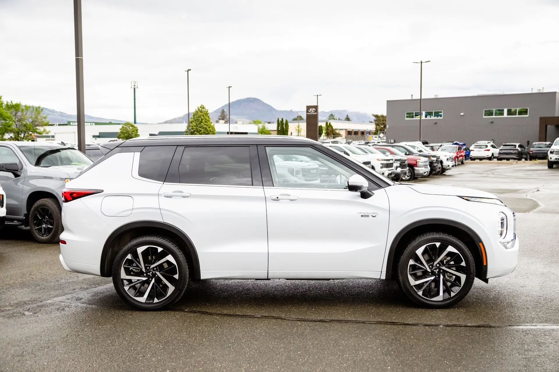 Mitsibushi outlander — photo 3